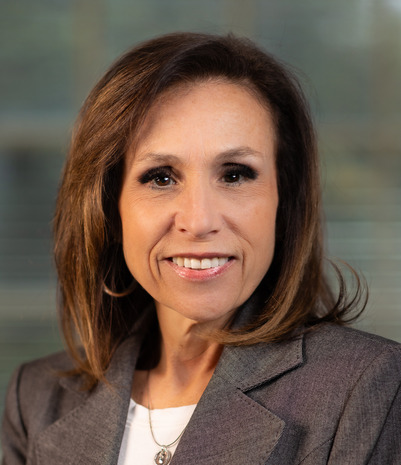https://sntsymposium.com/wp-content/uploads/2026/07/kelly-piacenti-401x465-1.jpg